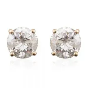 Round brilliant diamond earrings in 14 carat gold.