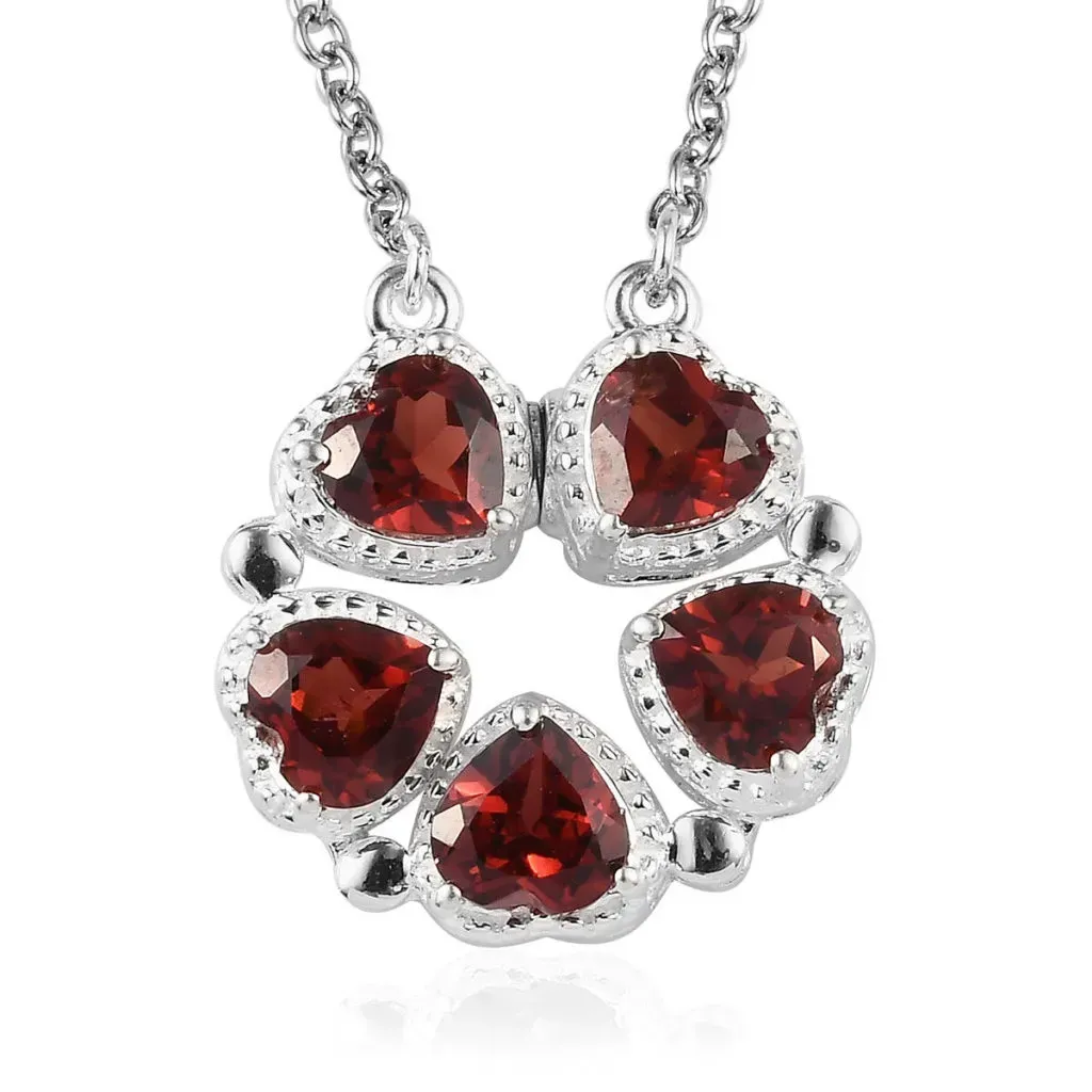 Garnet heart pendant. 