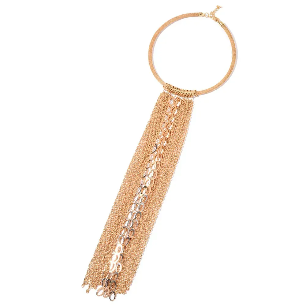5 Ways of Styling Big and Bold Jewelry