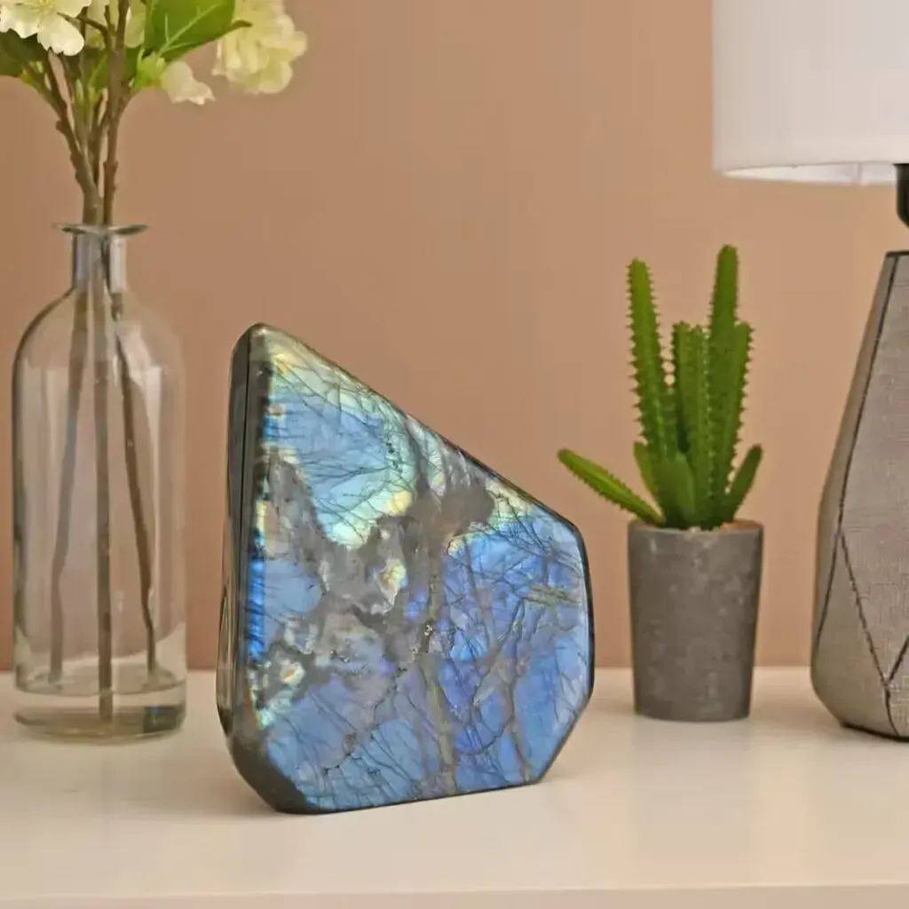 Labradorite Free Form