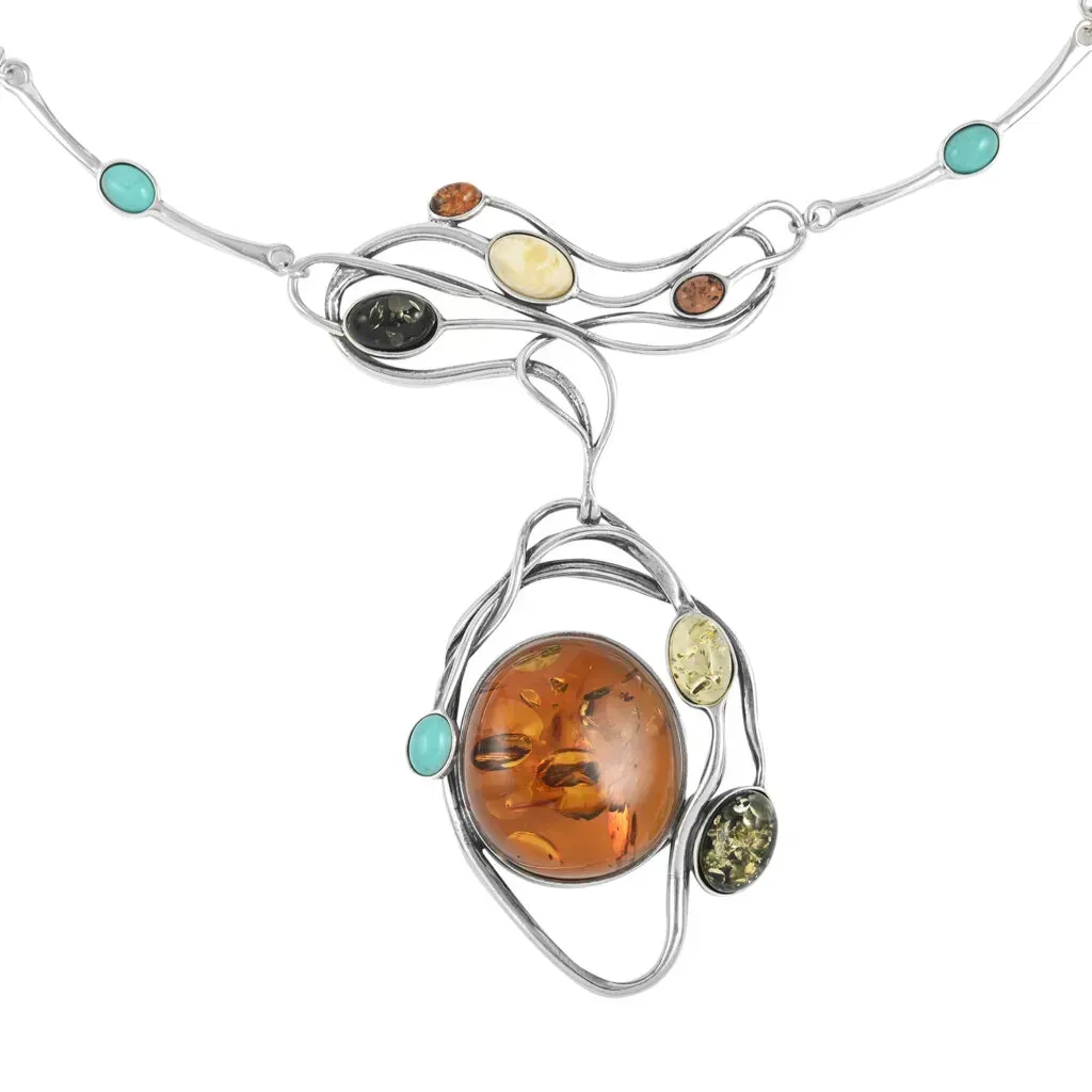 The World of Fantasy Jewelry: Exploring Mythic Themes and Designs