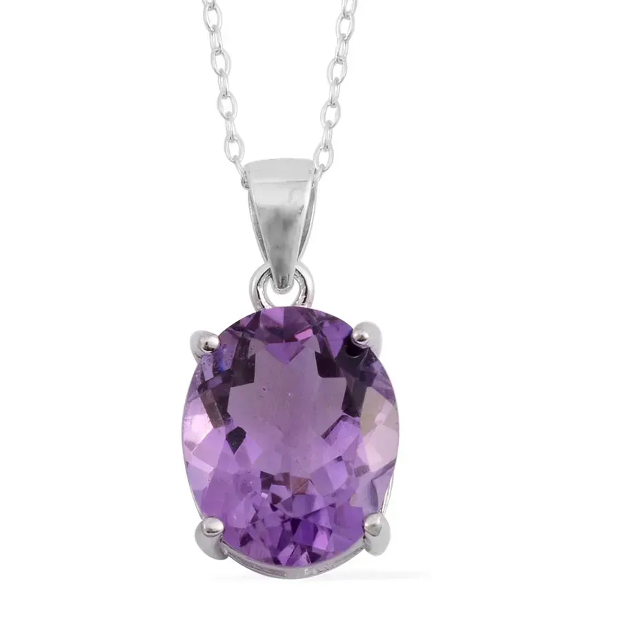 Silver amethyst necklace.