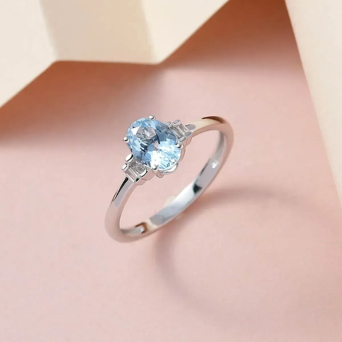 Aquamarine Symbolism: Connecting Sea to Spirit