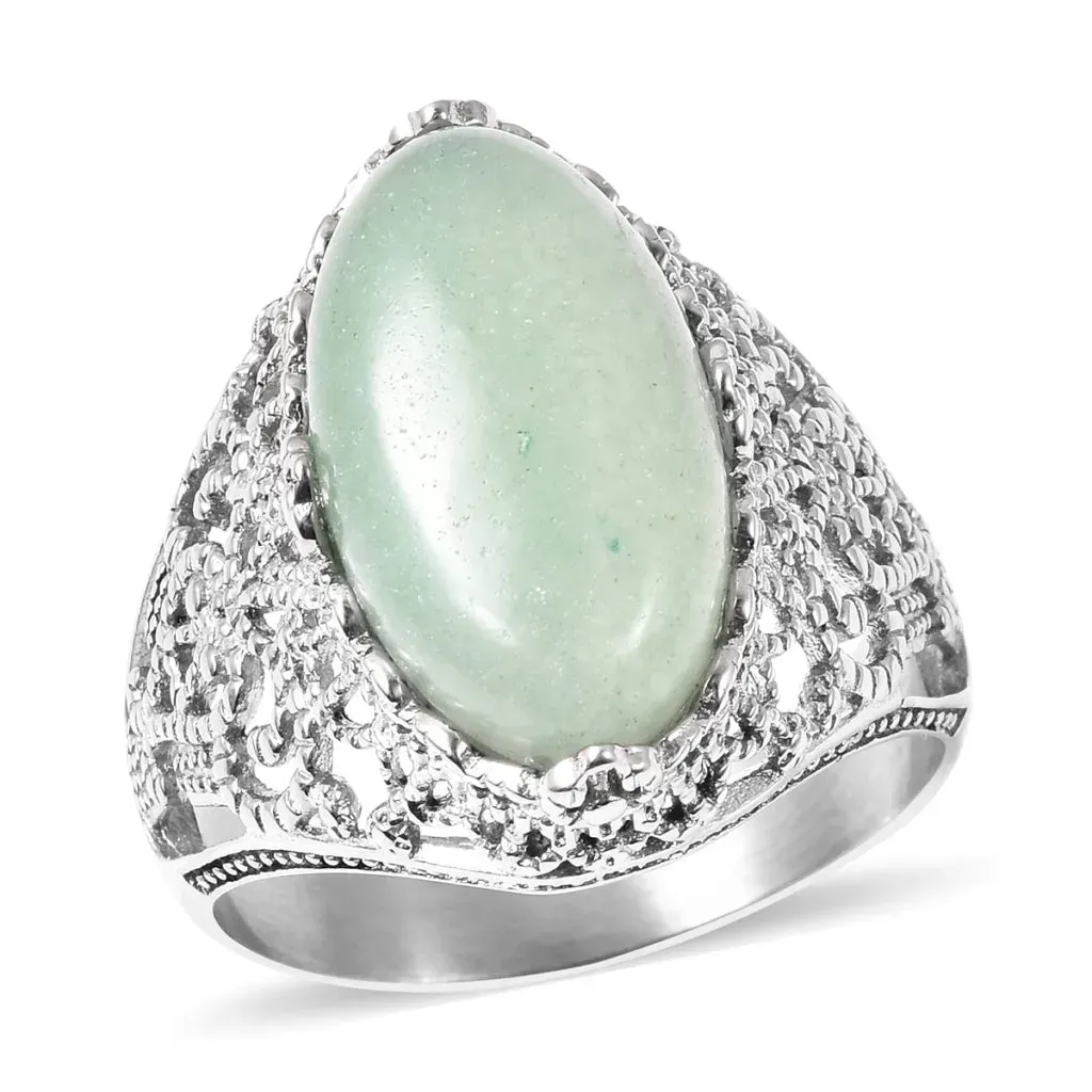 Green aventurine ring in sterling silver.