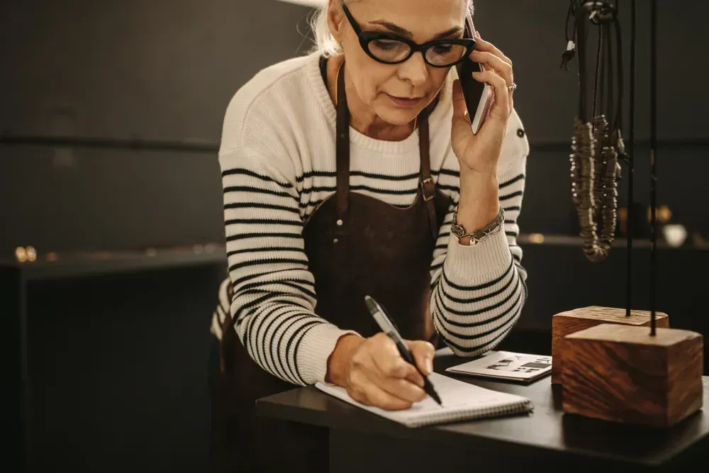 Spotting the Differences between Bespoke vs Custom Jewelry