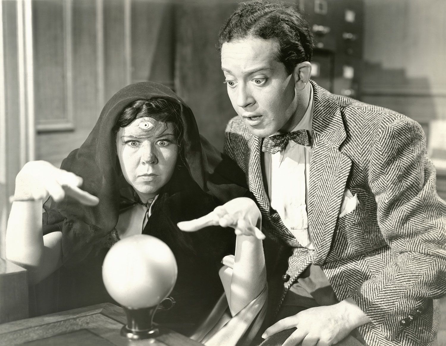 Ballers: The Art of Scrying and Crystal Gazing 