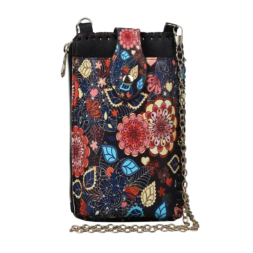 TINY HANDBAGS ARE HERE TO START YOUR NEW SPRING OBSESSION