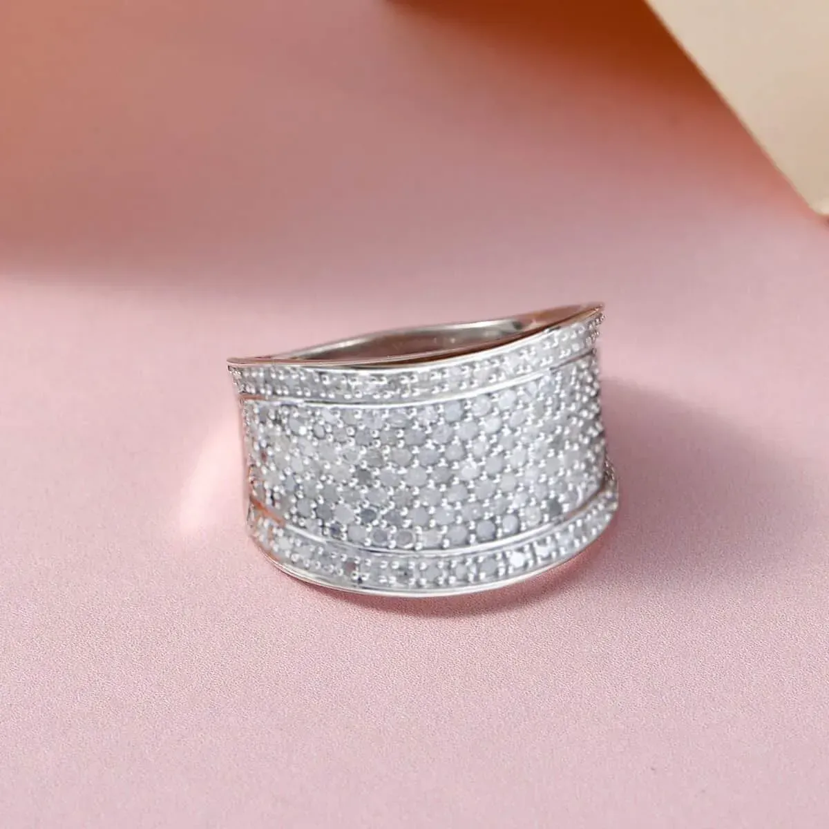 What are the Metals Used in Diamond Jewelry?