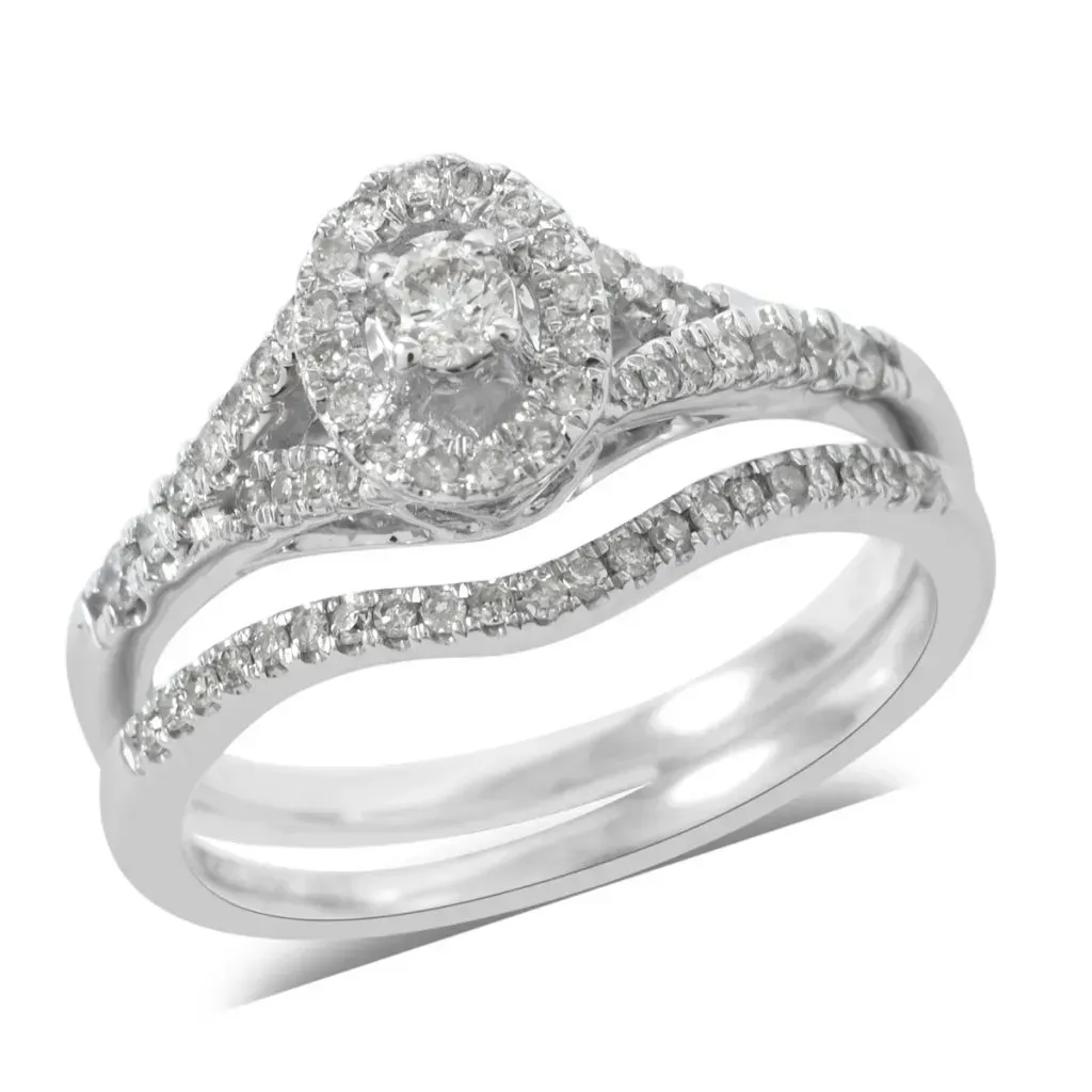 Three Engagement Ring Styles that Buck the Halo Ring Trend