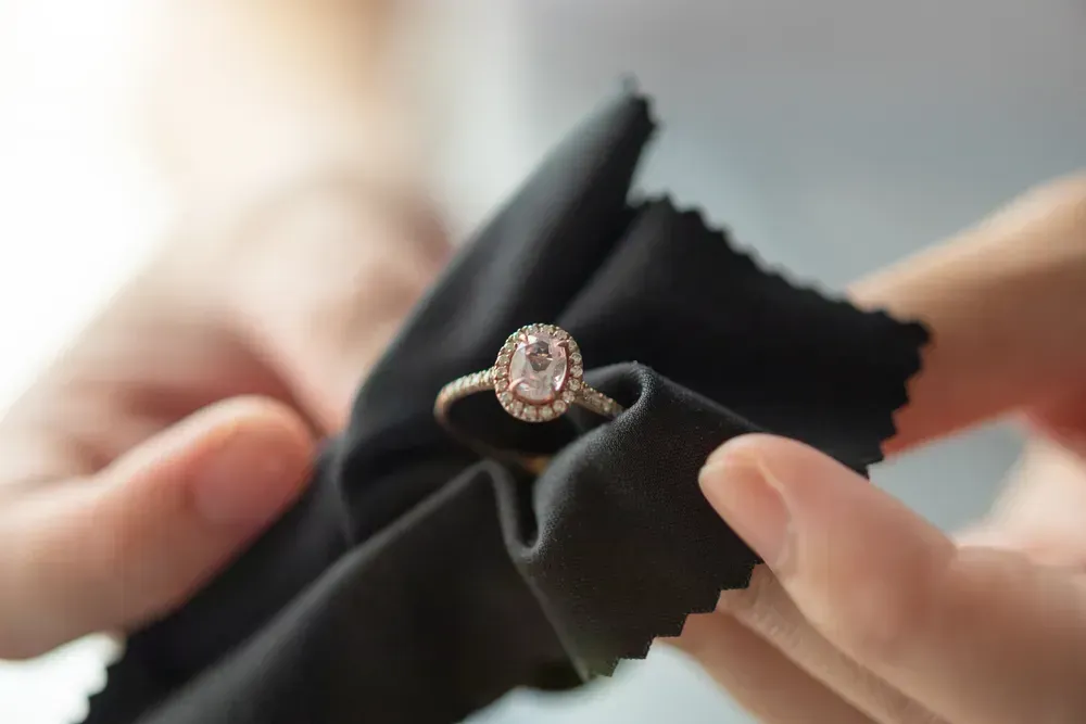 How to Take Care of Diamond Jewelry: A Glistening Guide for Your Treasured Pieces!