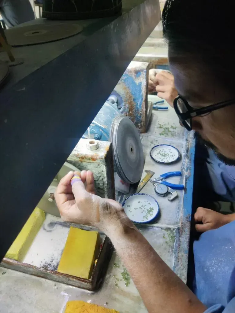 gemstone polishing 
