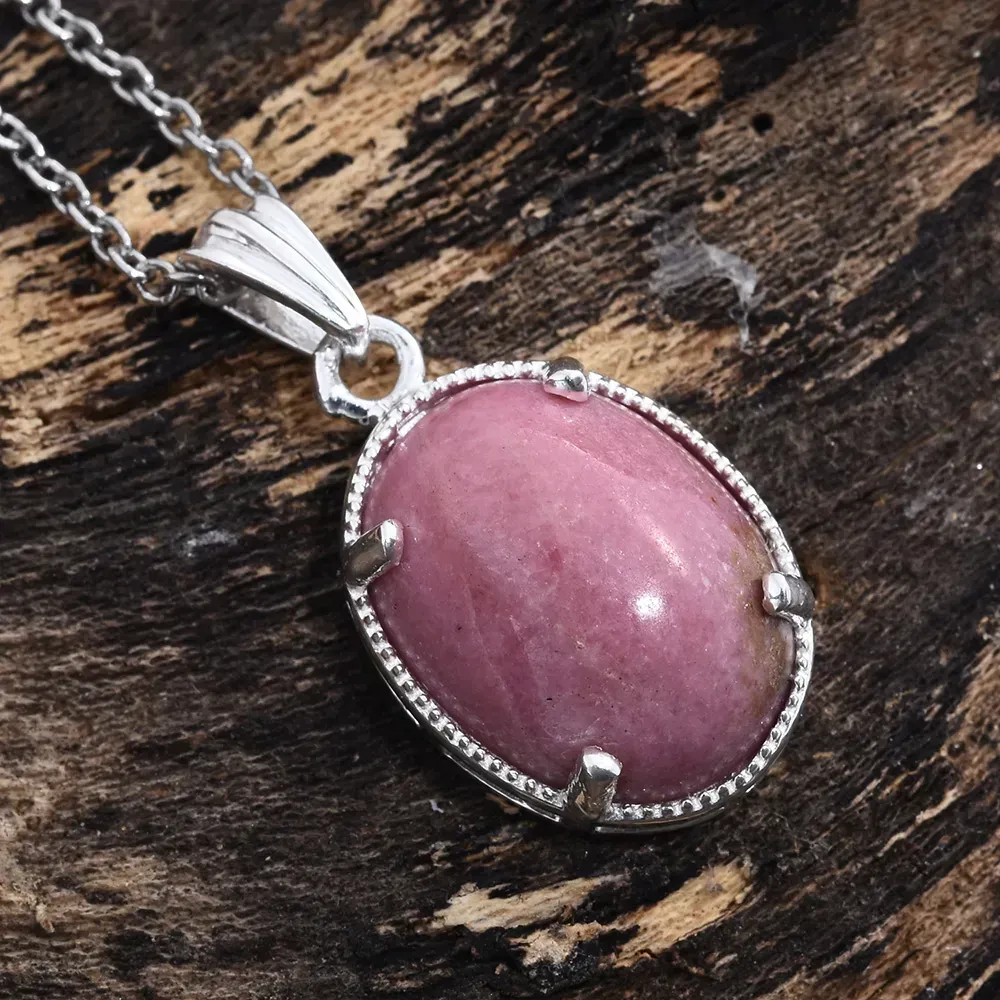 Rhodonite pendant in sterling silver. 