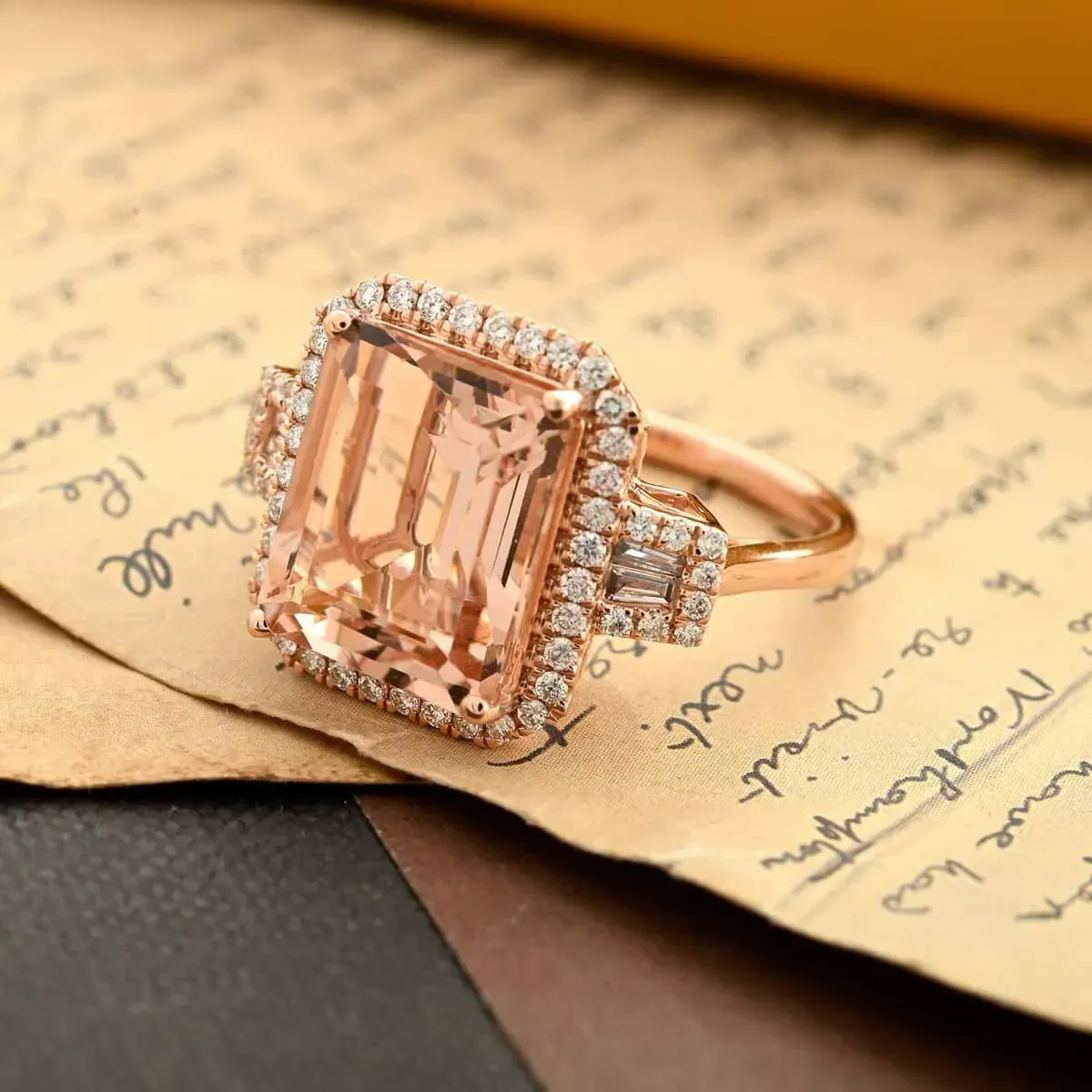 Certified & Appraised Iliana 18K Rose Gold AAA Marropino Morganite and E-F VS Diamond Ring