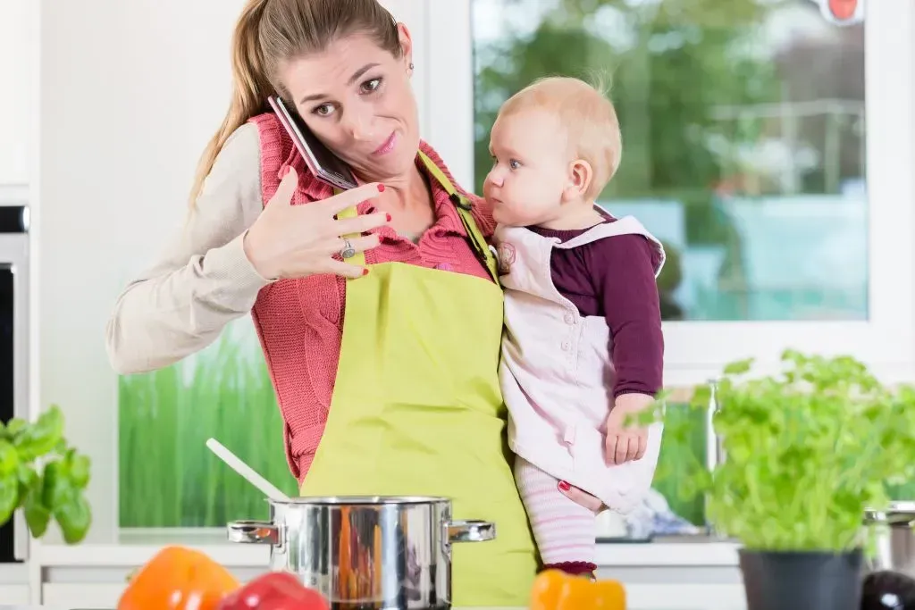 A mom doing it all!