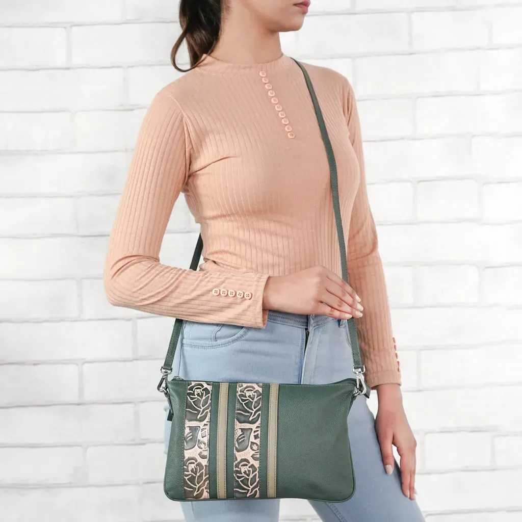 Oversized Clutch: Handbag Trend That Will Soon Be Seen Everywhere!