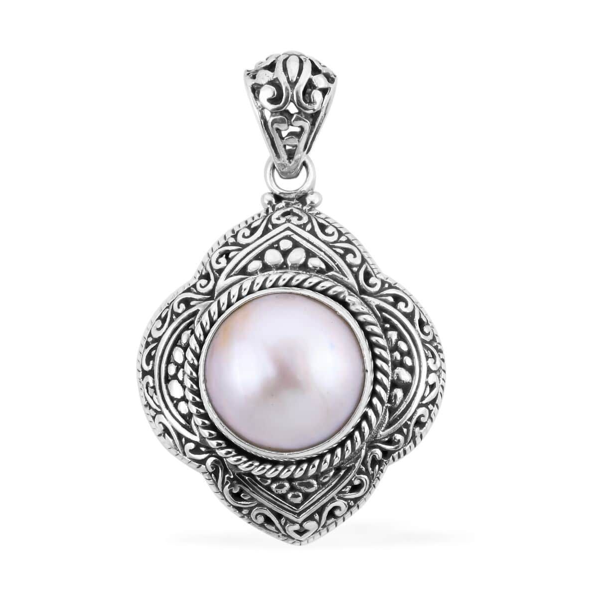 pearl-6095472.jpg