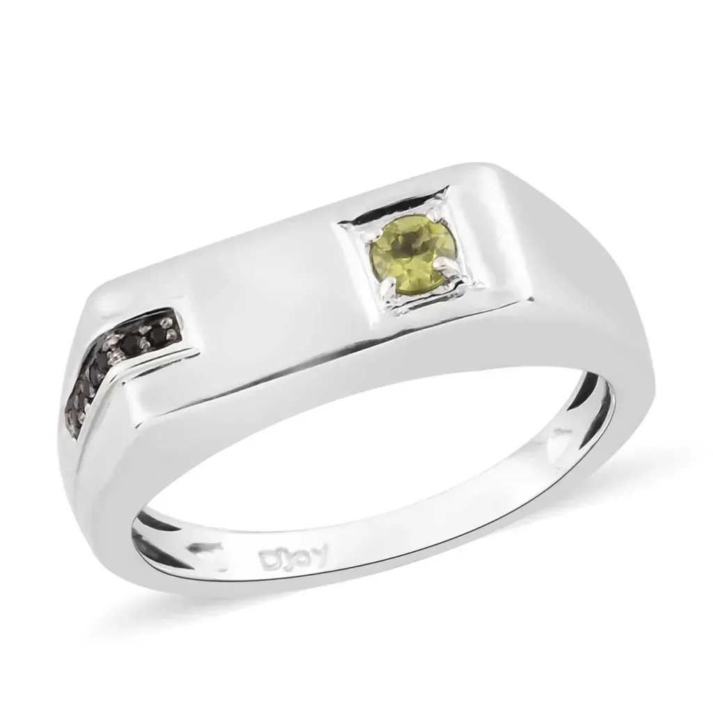 Peridot men's ring in sterling silver and black spinel accents. 