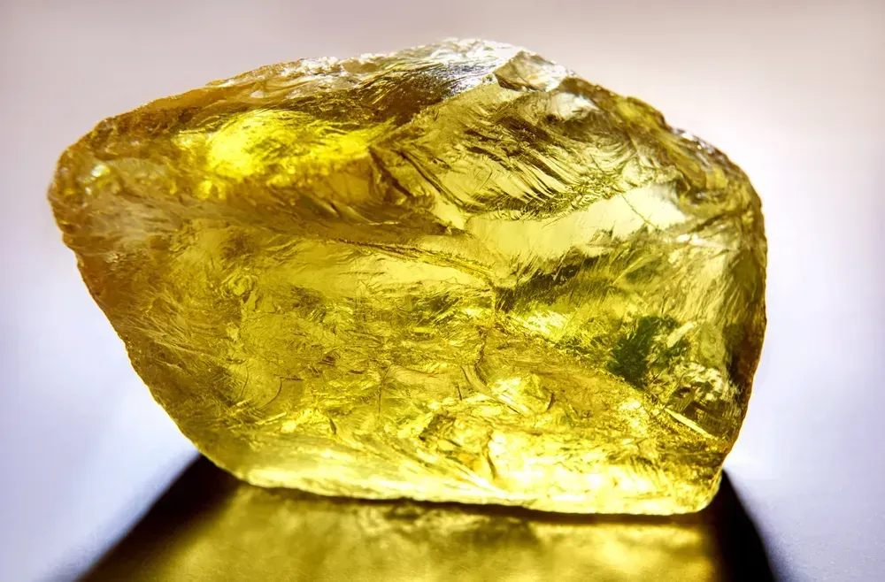 LEMON QUARTZ MEANING | YOUR SECRET CRYSTAL OF INNER JOY