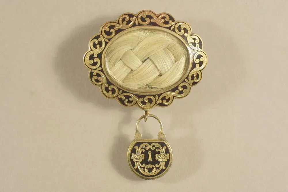 Remembrance Jewelry: Your Personalized Mementos