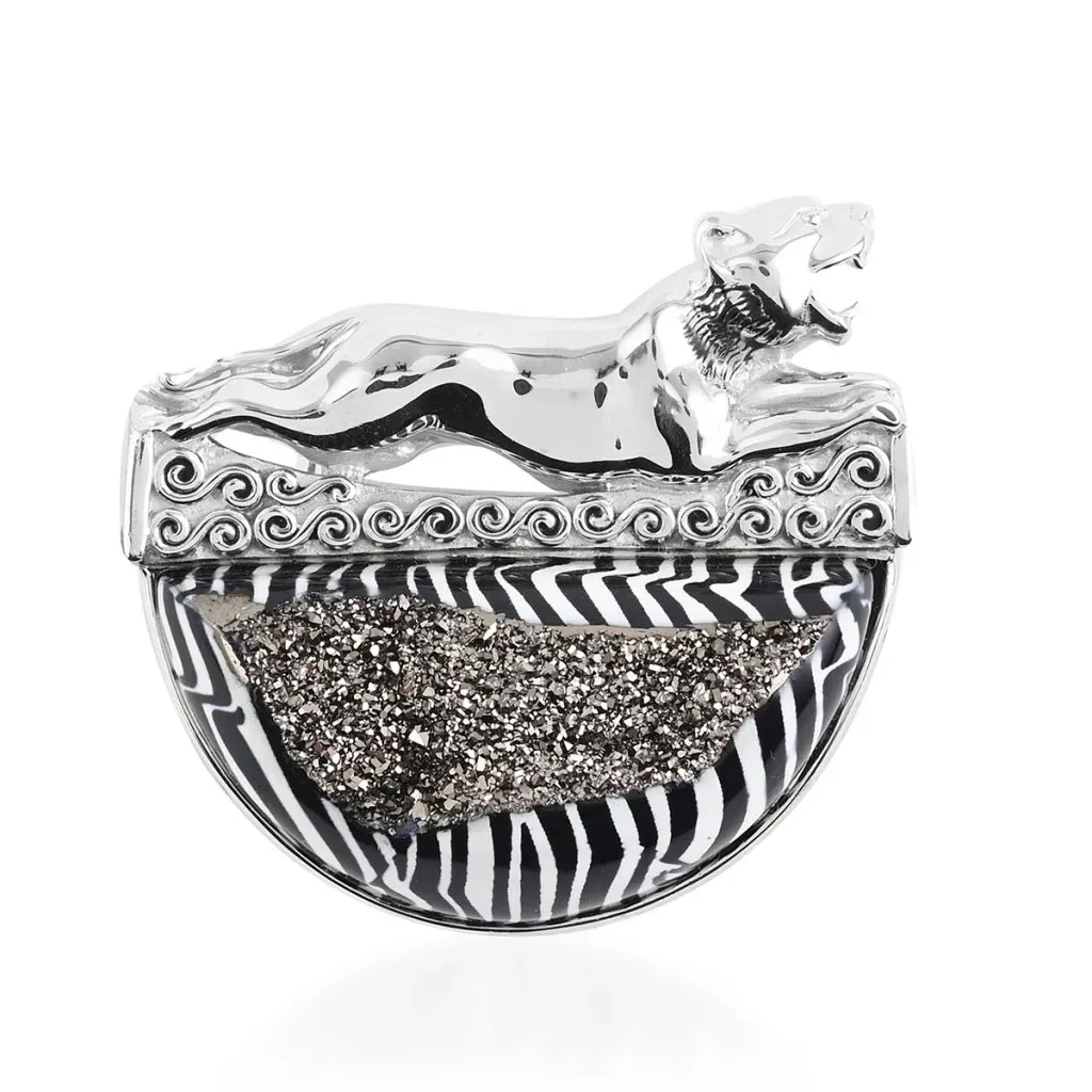 Sajen Silver leopard pendant in sterling silver.