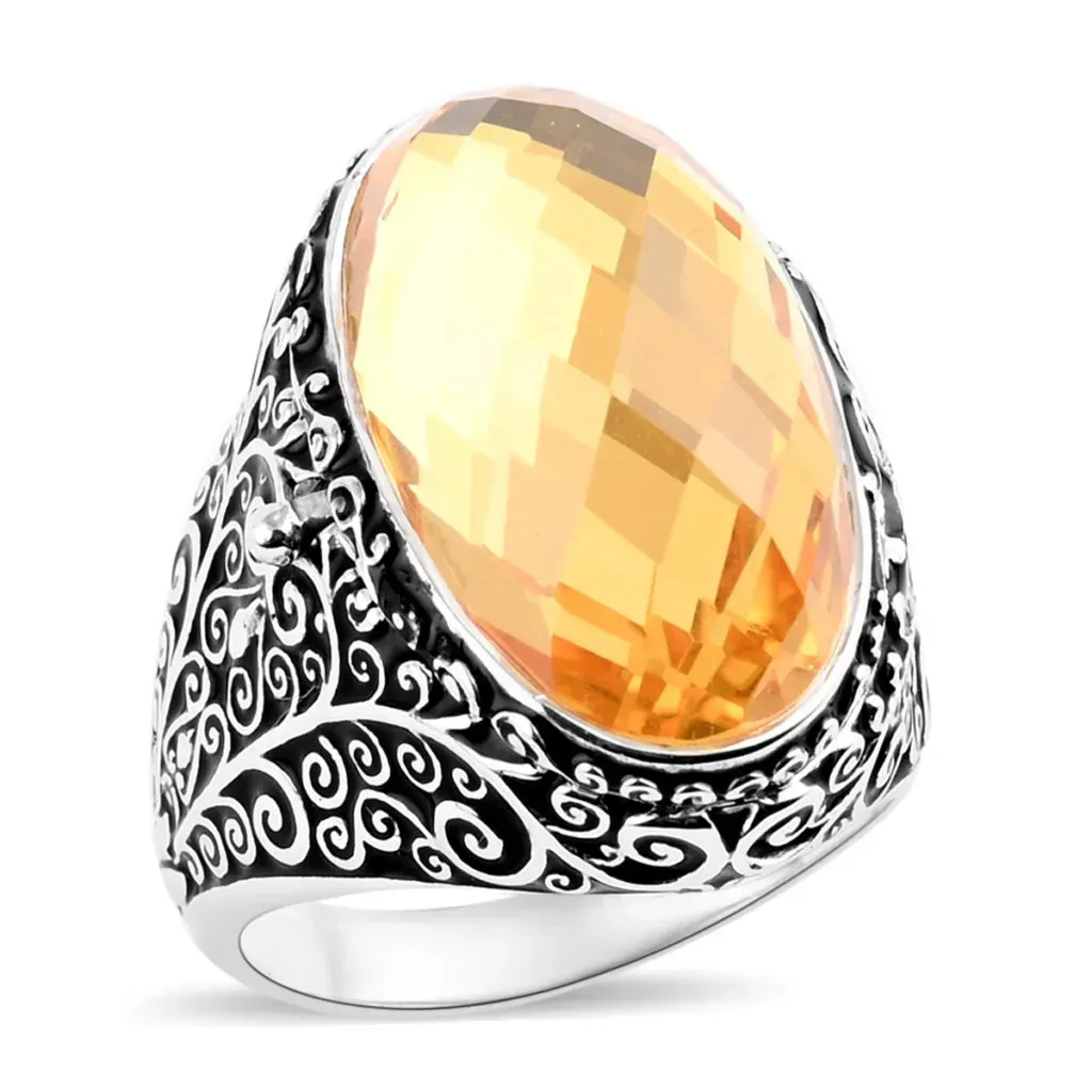 Sajen Silver cocktail ring in sterling silver. 