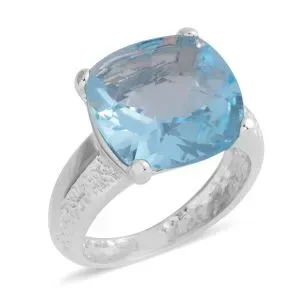 Sky blue topaz ring.