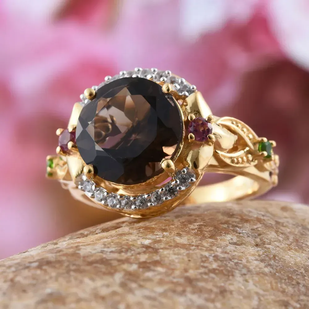 Smoky quartz ring.