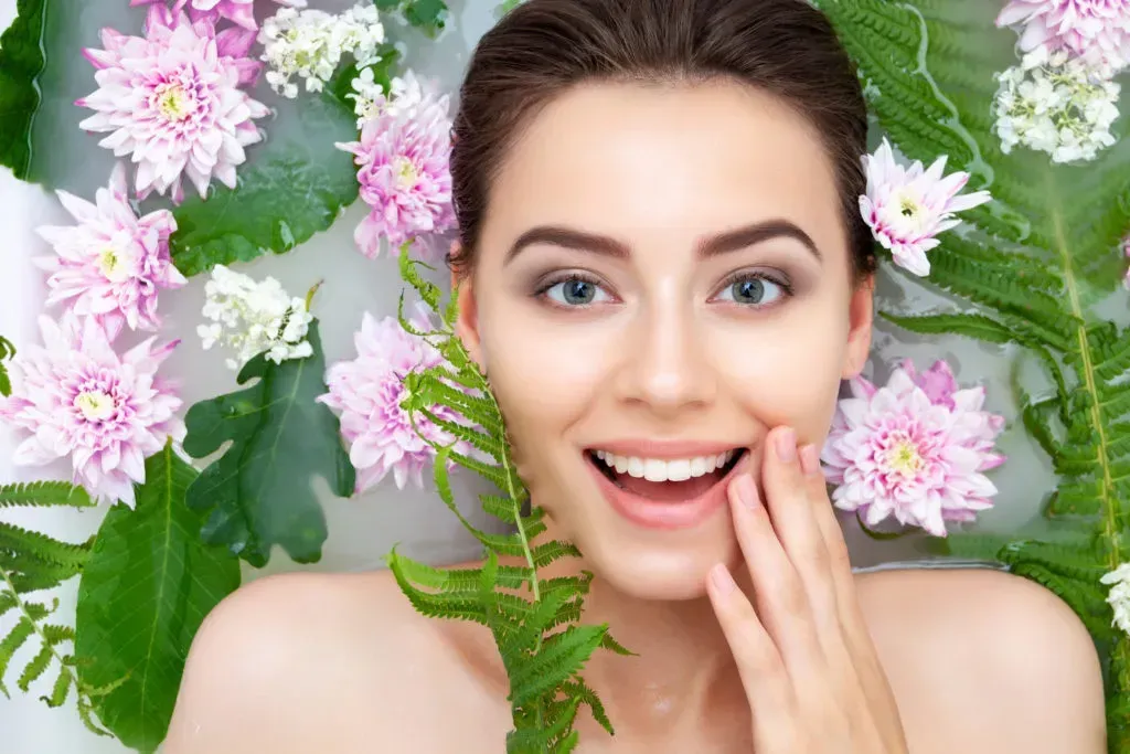 GET-SET-GLOW WITH THESE SPRING SKINCARE TIPS!