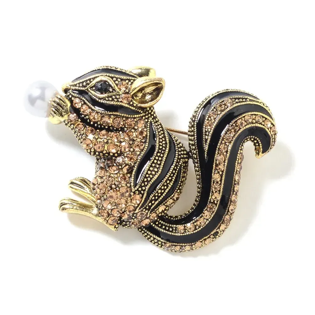 Squirrel brooch.