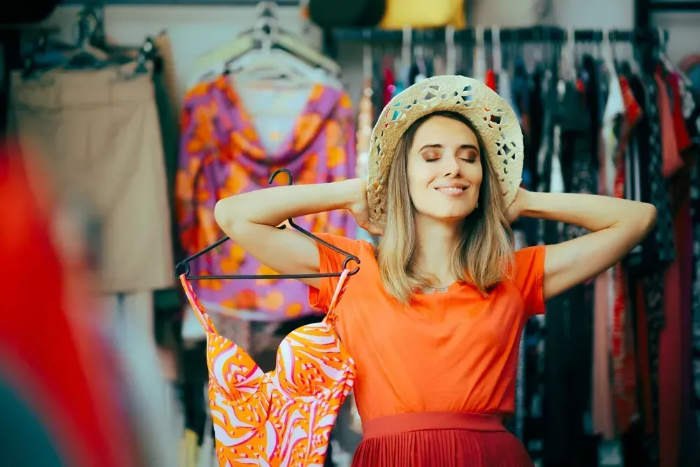 SUMMER FASHION CLEARANCE: BREEZY FABRICS AND FLOWY DRESSES