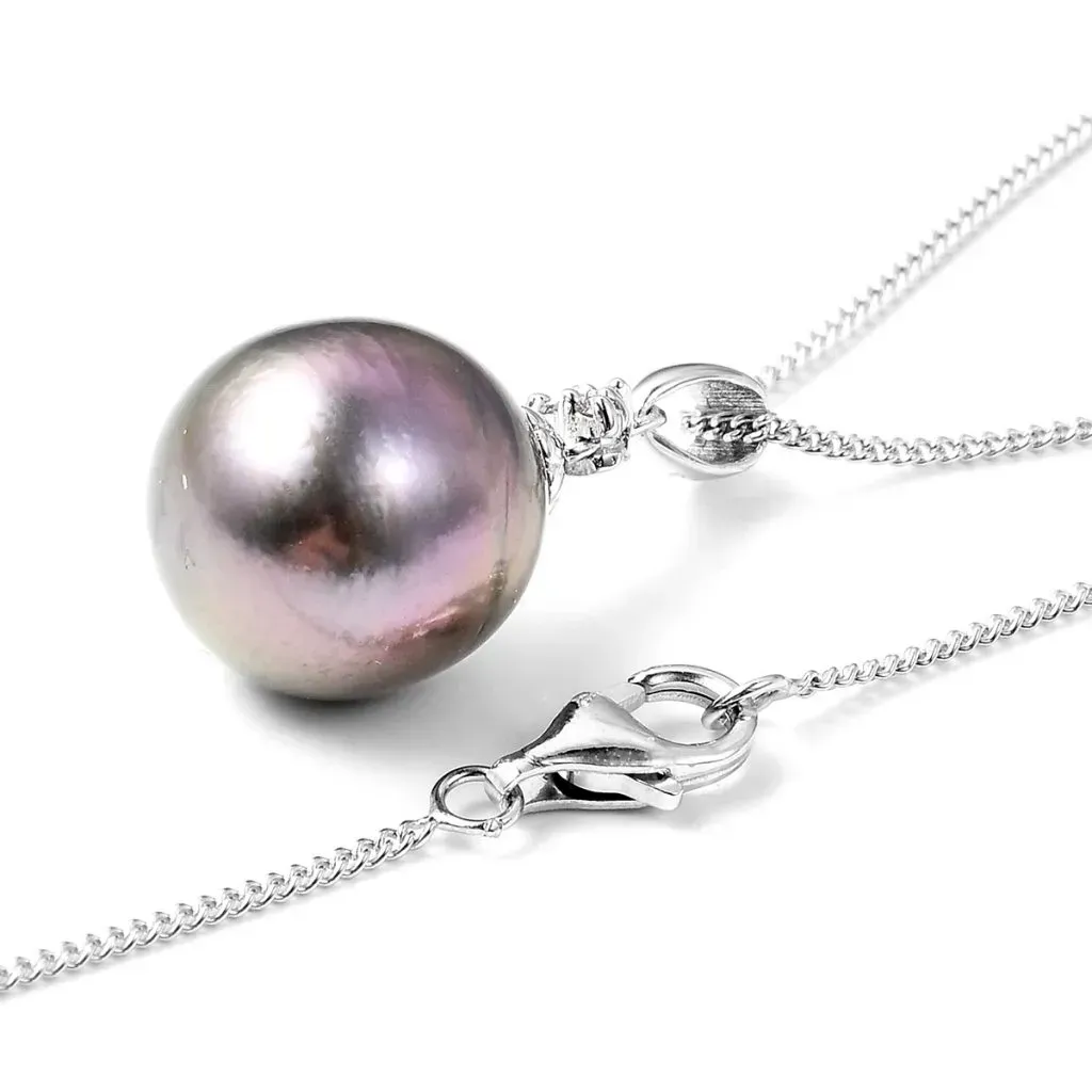 Tahitian pearl pendant necklace on white background.