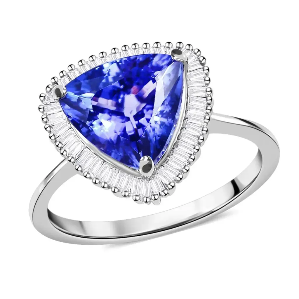 Tanzanite ring in platinum. 