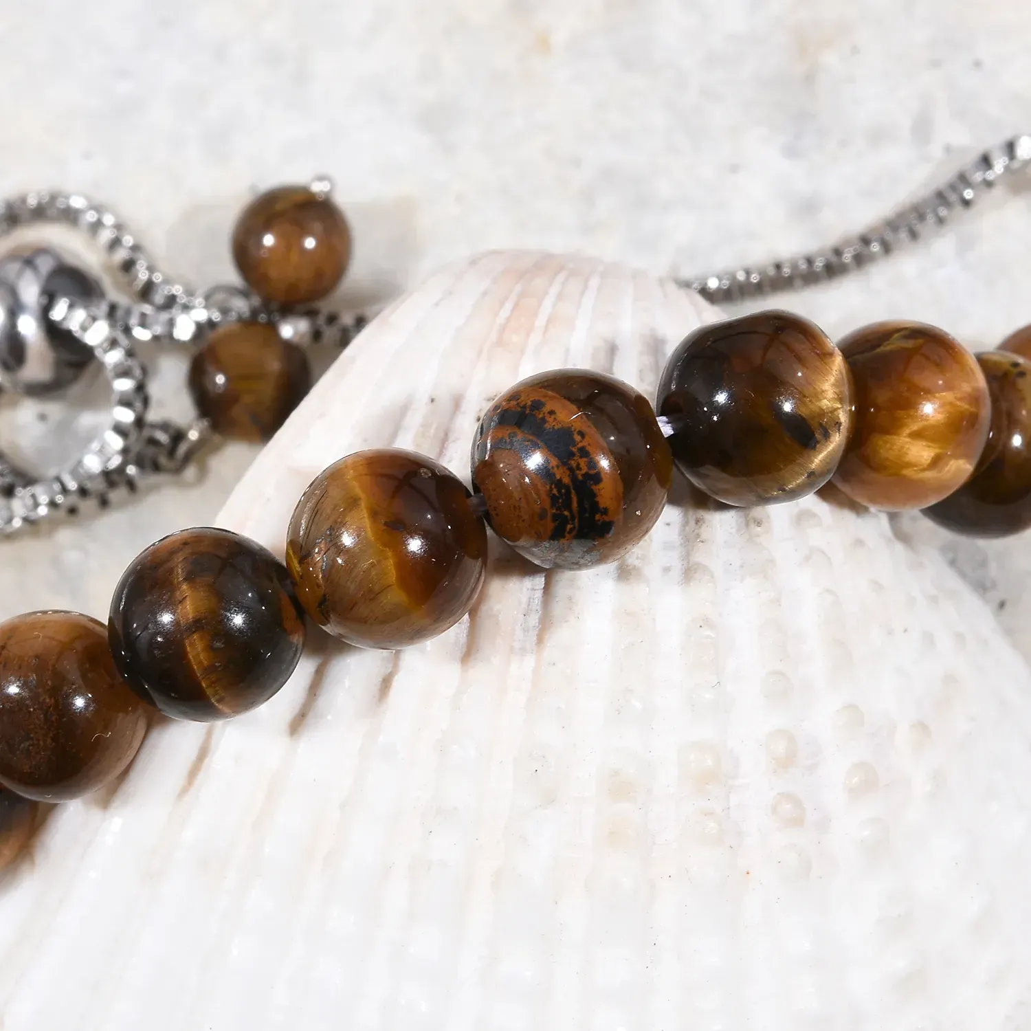 Tiger's eye beaded jewelry.