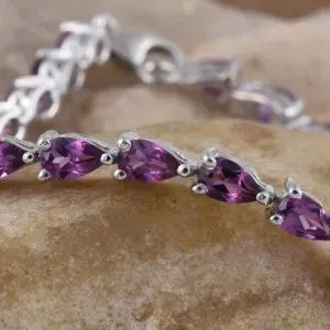 Umbalite line bracelet in sterling silver. 
