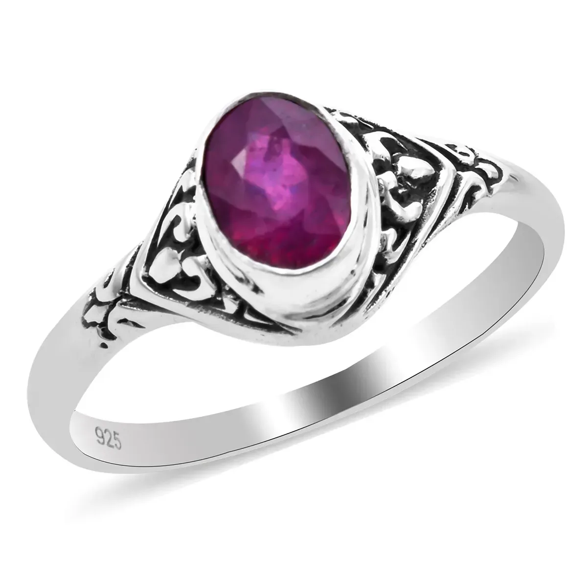 Niassa Ruby Ring in Sterling Silver