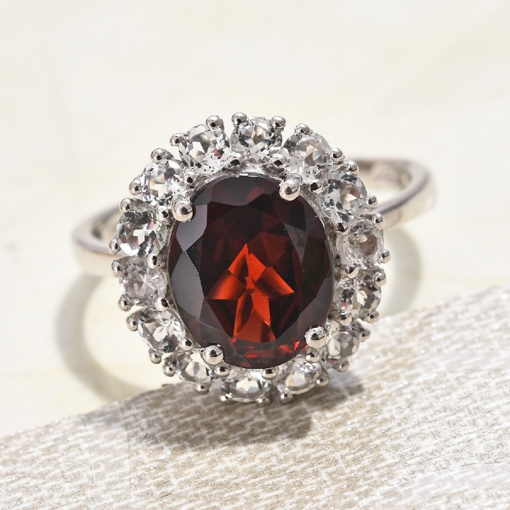 mozambique garnet meaning